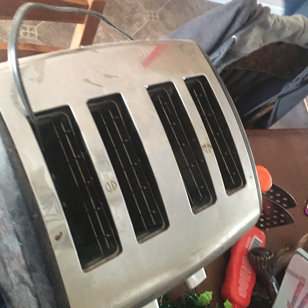 4 slice toaster